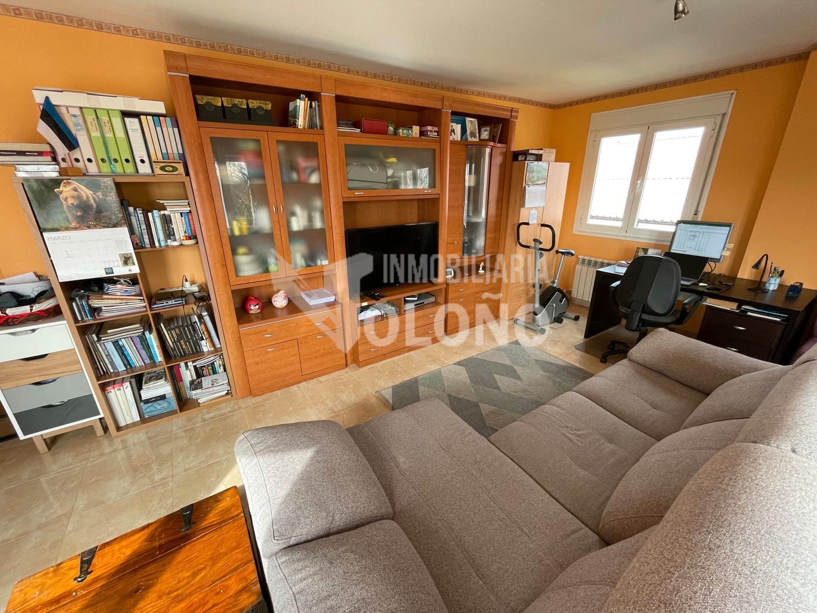 Sala de estar de Apartamento en venta en Cihuri con Calefacción, Trastero y Amueblado