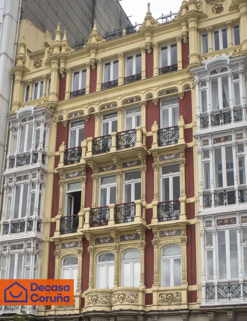Außenansicht von Wohnung zum Verkauf in A Coruña Capital  mit Abstellraum und Alarm