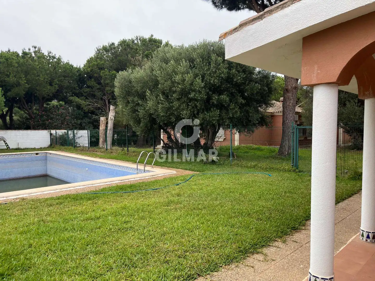 Jardí de Casa o xalet en venda en Chiclana de la Frontera amb Calefacció, Jardí privat i Piscina