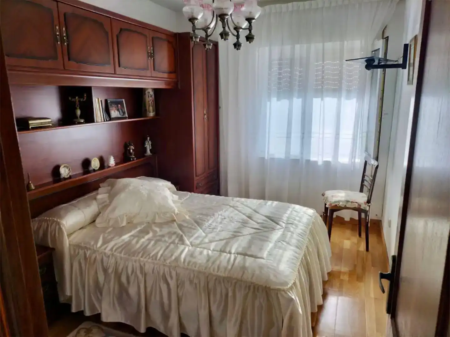 Schlafzimmer von Wohnung zum Verkauf in Valdeolea mit Privatgarten und Schwimmbad