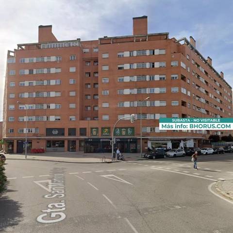 Piso en Venta en LOS ROSALES, 16 en San Fermín