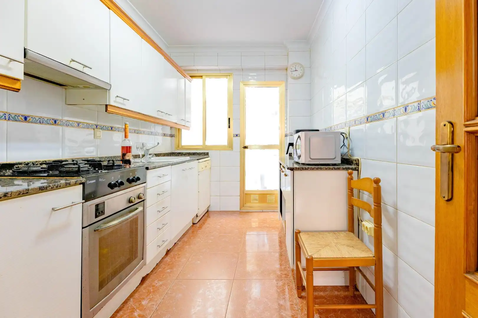 Kitchen of Flat for sale in Quatre Carreres