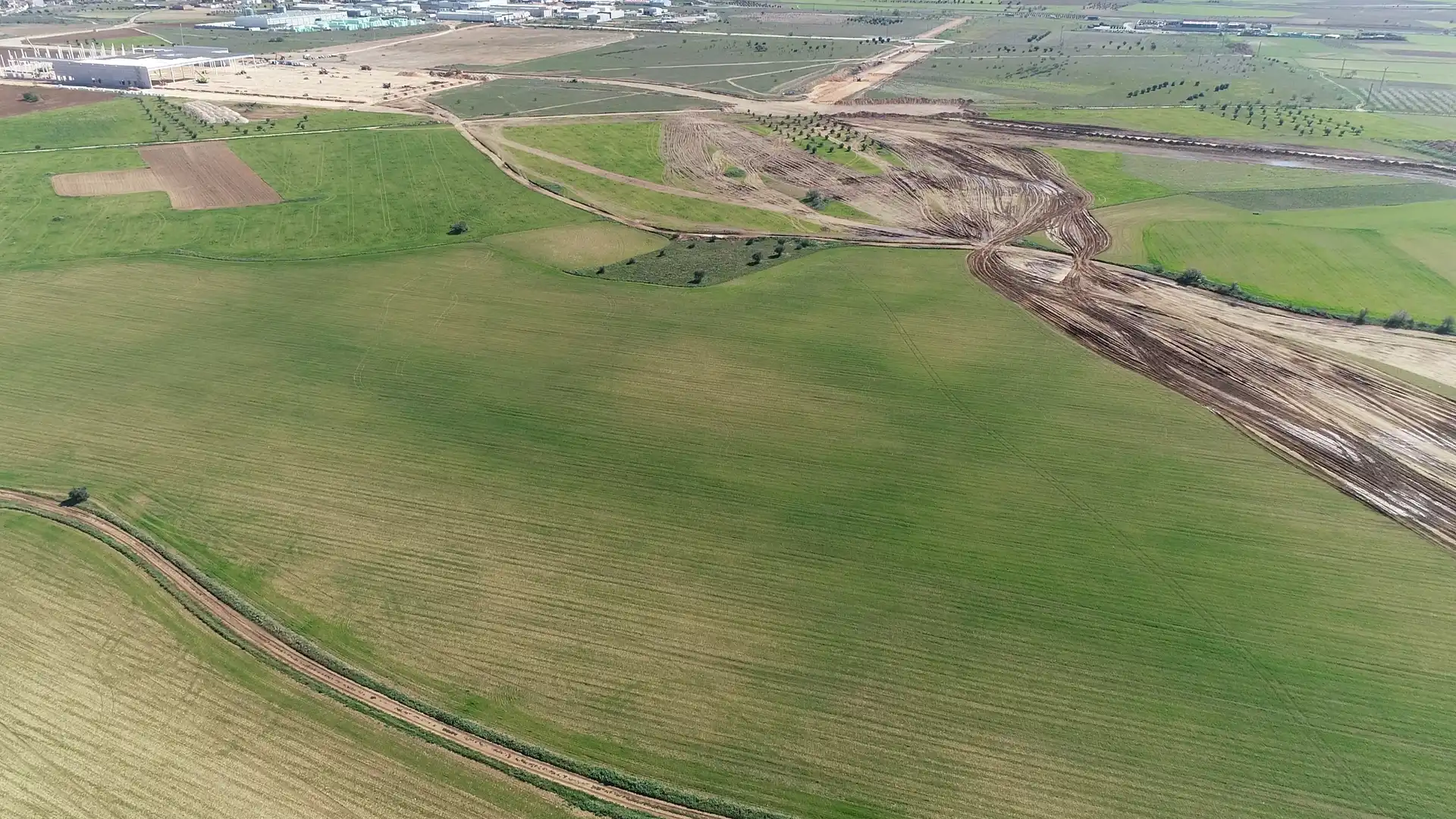 Nave industrial de alquiler en Noblejas con Calefacción y Alarma