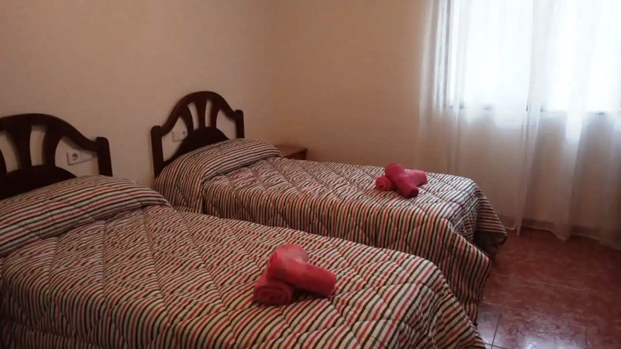 Dormitori de Casa o xalet en venda en L'Atzúbia amb Jardí privat, Terrassa i Traster