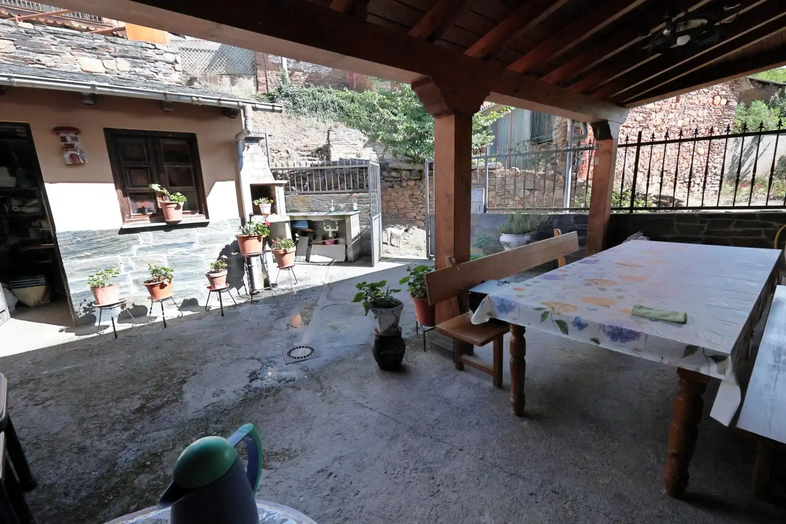 Casa rústica amb terrassa en venda a Villafranca del Bierzo, imagen 23