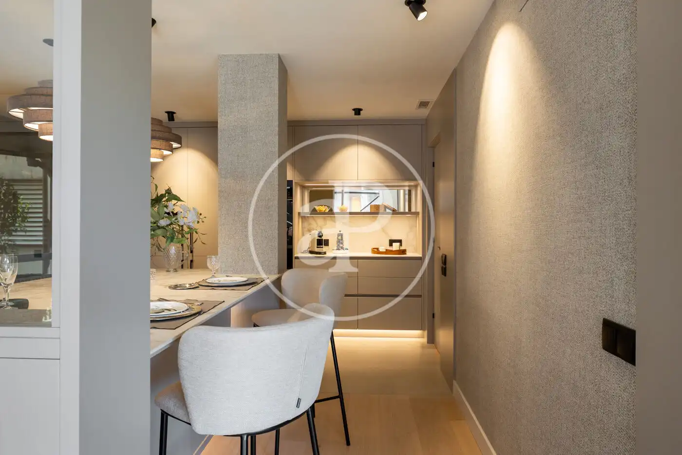 Küche von Wohnung zum Verkauf in Barcelona mit Klimaanlage, Heizung und Terrasse