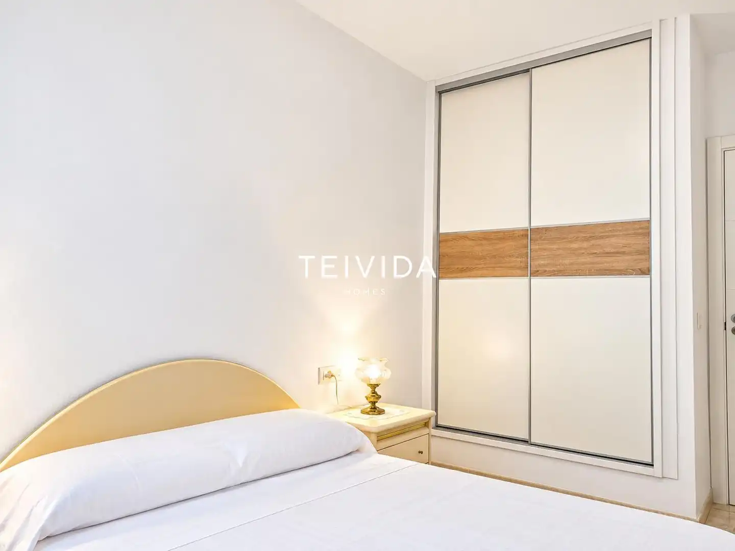 Penthouse with terrace to rent in Castillo, imagen 15