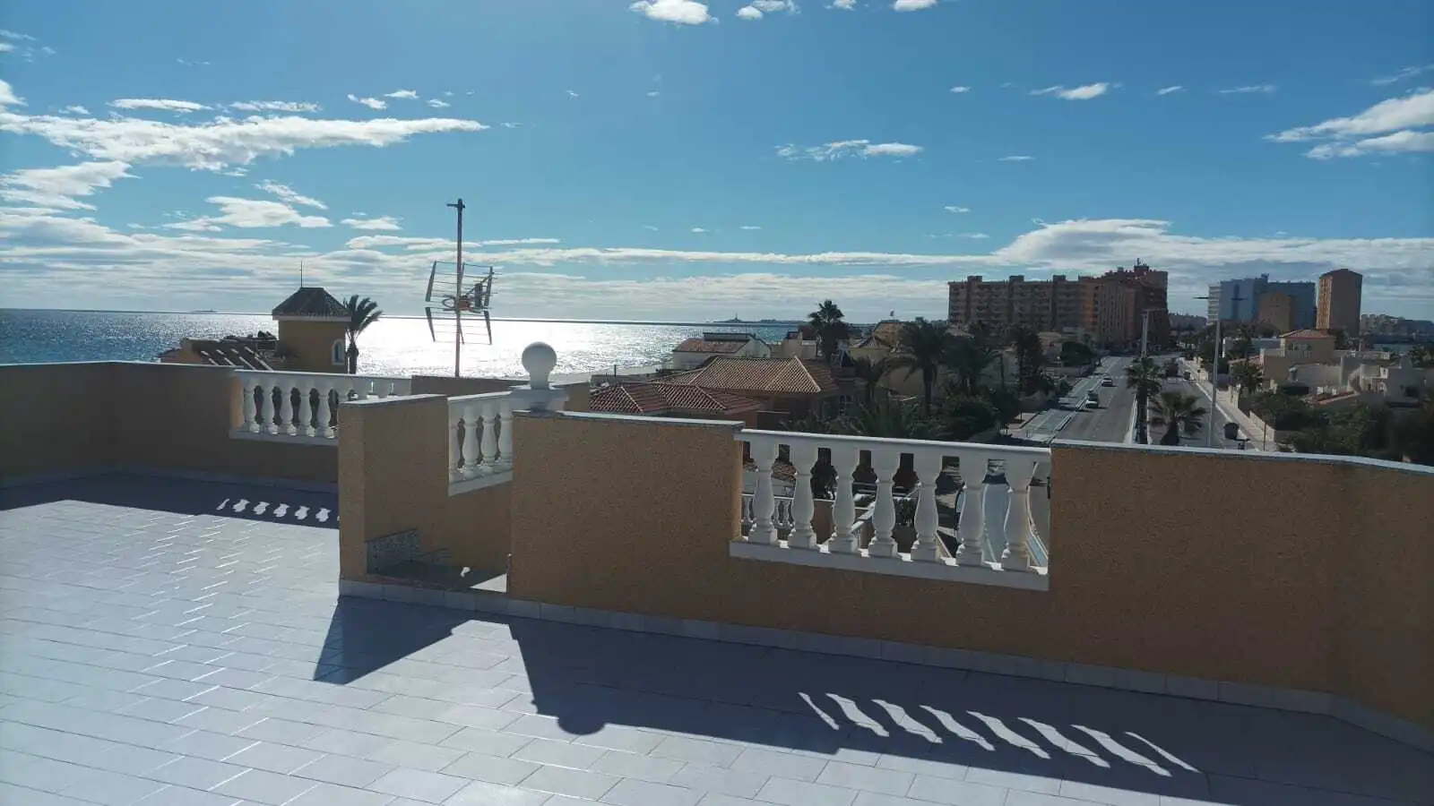 Terrassa de Finca rústica en venda en La Manga del Mar Menor amb Aire condicionat, Calefacció i Terrassa