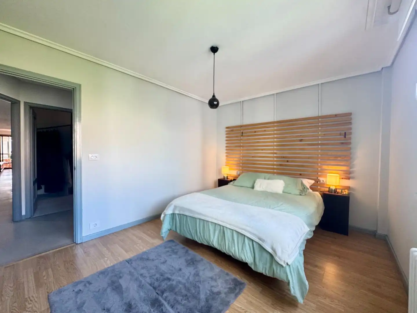 Habitación de Piso en venta en Vigo  con Calefacción, Parquet y Trastero
