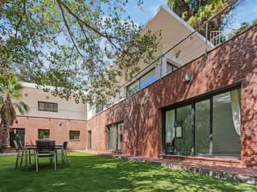 Casa amb piscina en venda a Magarola