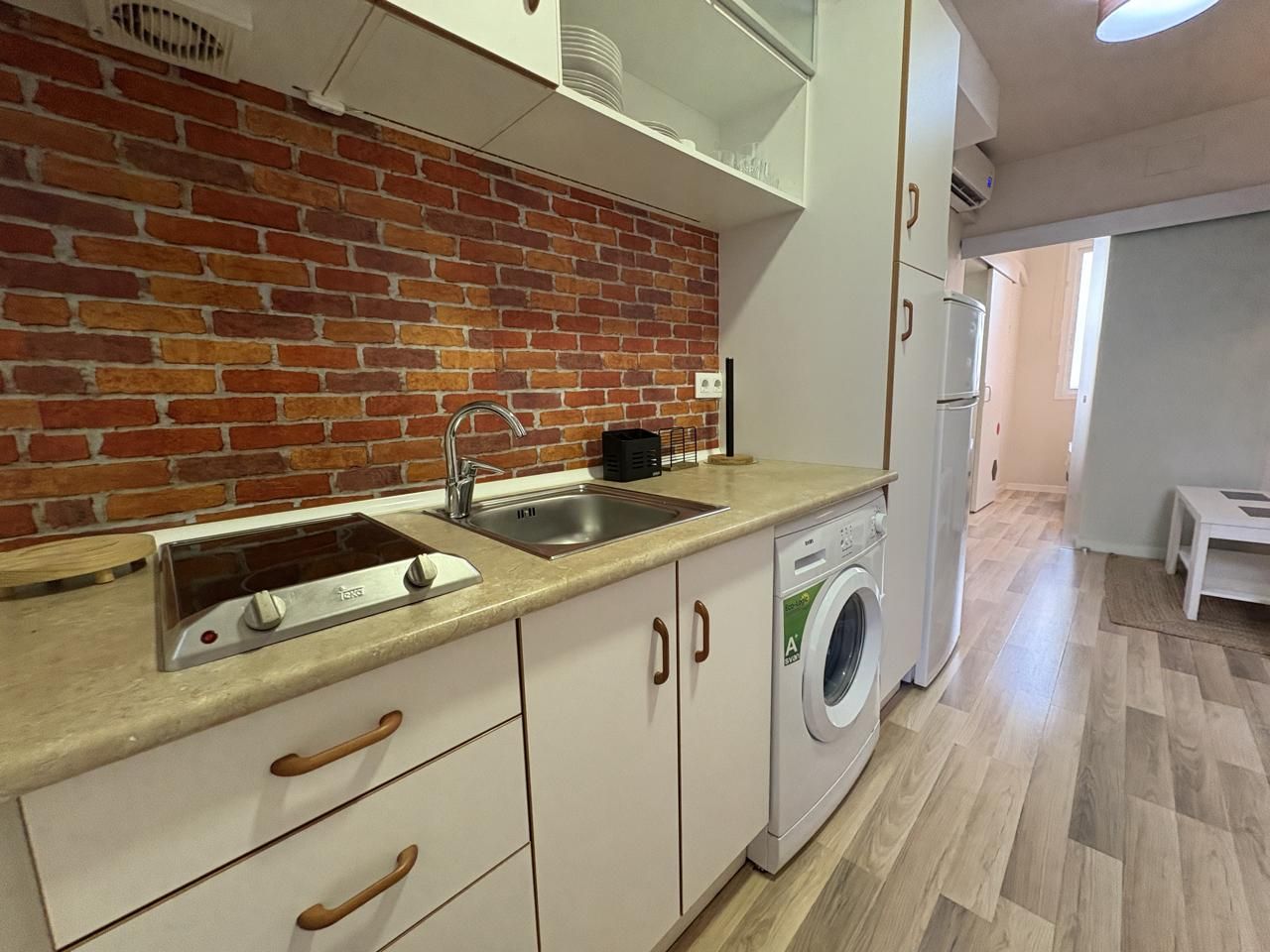 Kitchen of Flat to rent in  Madrid Capital  with Air Conditioner, Heating and Furnished