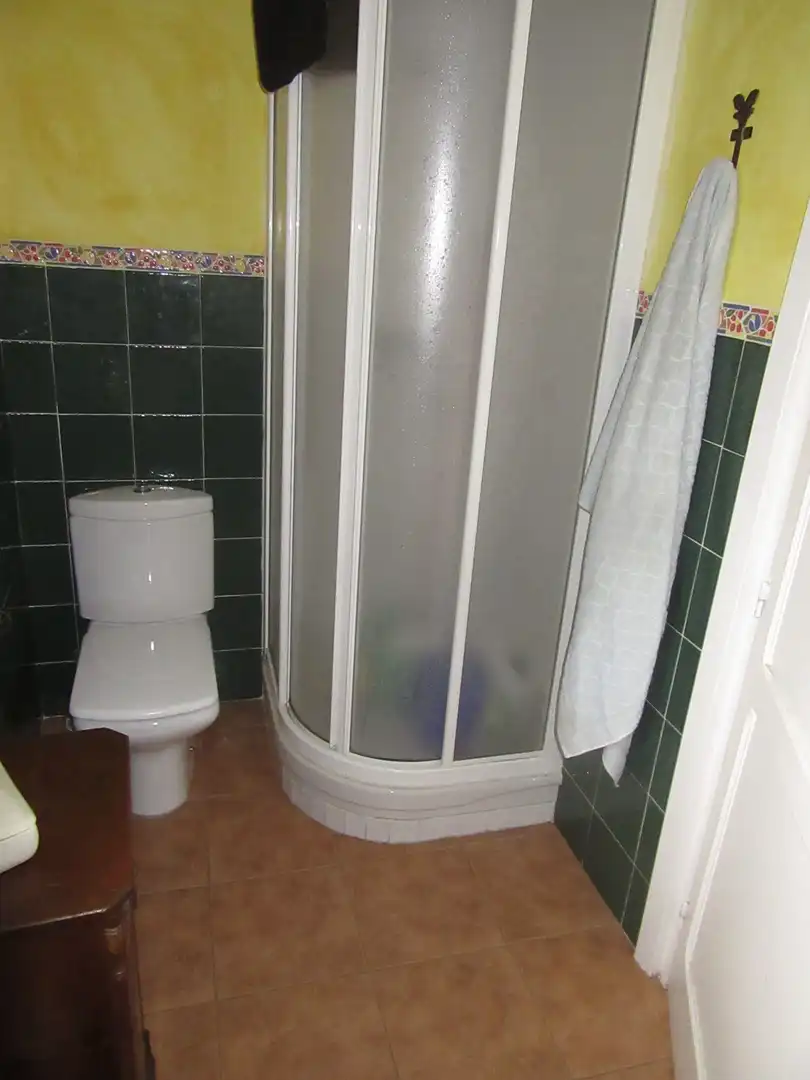 Baño de Finca rústica en venta en Villanúa con Calefacción, Terraza y Trastero