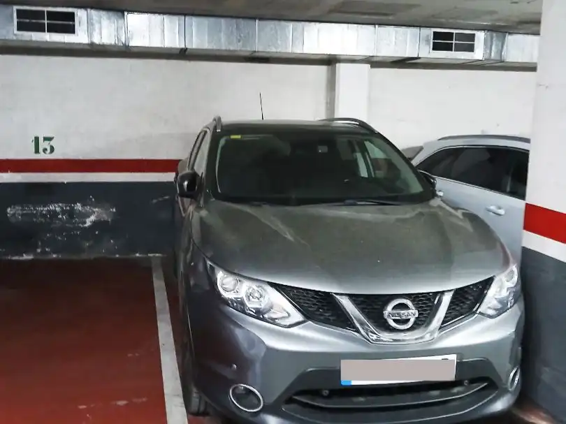 Aparcament de Garatge de lloguer en Sant Cugat del Vallès amb Alarma