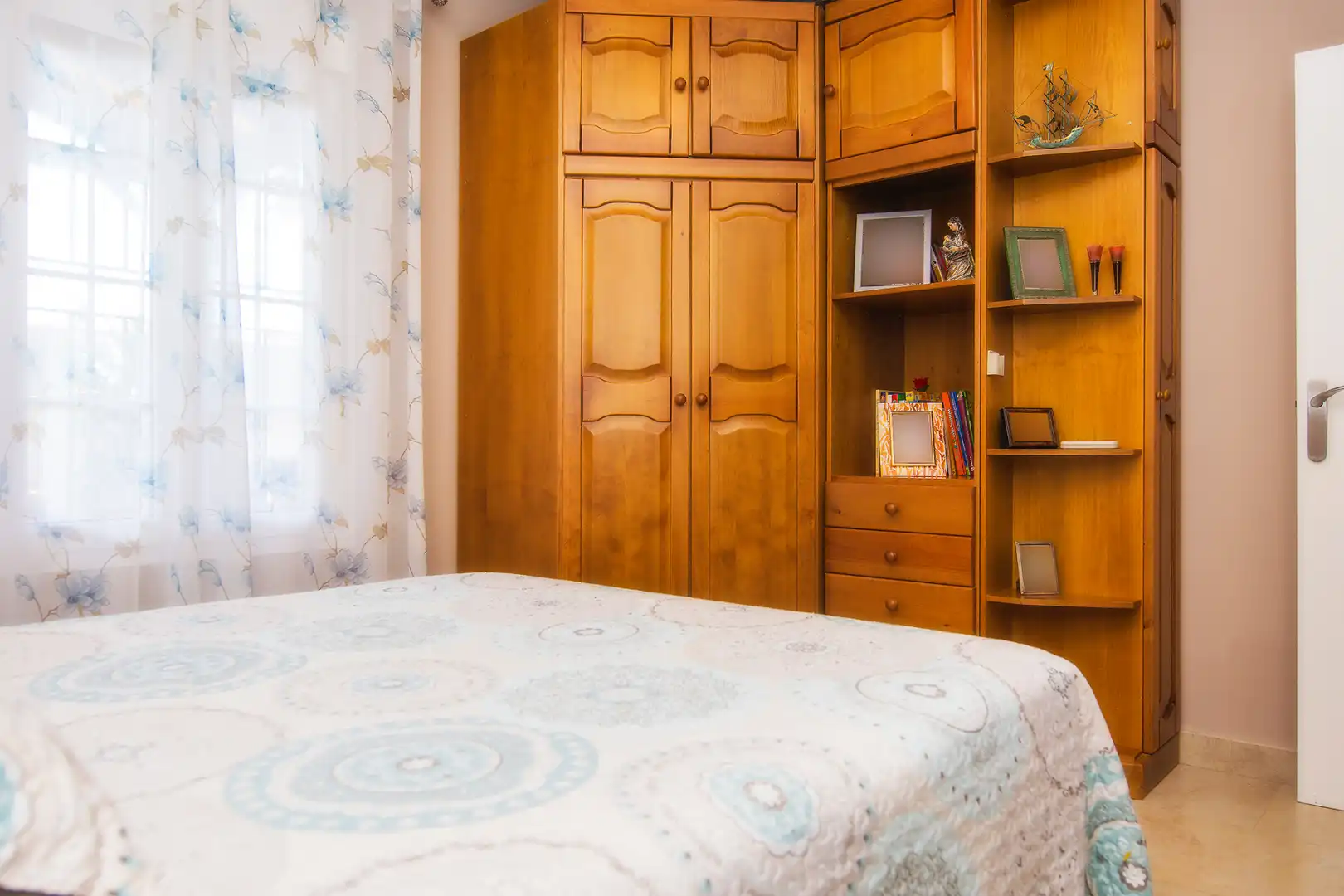 Habitación de Casa o chalet en venta en Carboneras con Aire acondicionado, Calefacción y Jardín privado