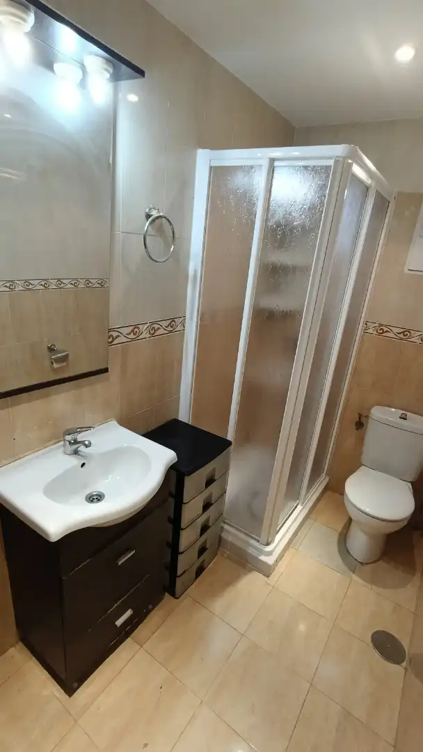 Baño de Piso en venta en Talavera de la Reina con Calefacción, Parquet y Terraza