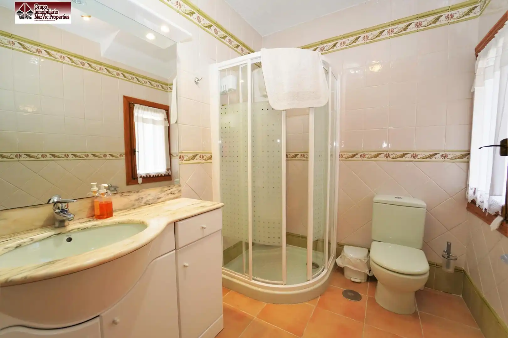 Baño de Casa o chalet en venta en Benidorm con Calefacción, Jardín privado y Terraza