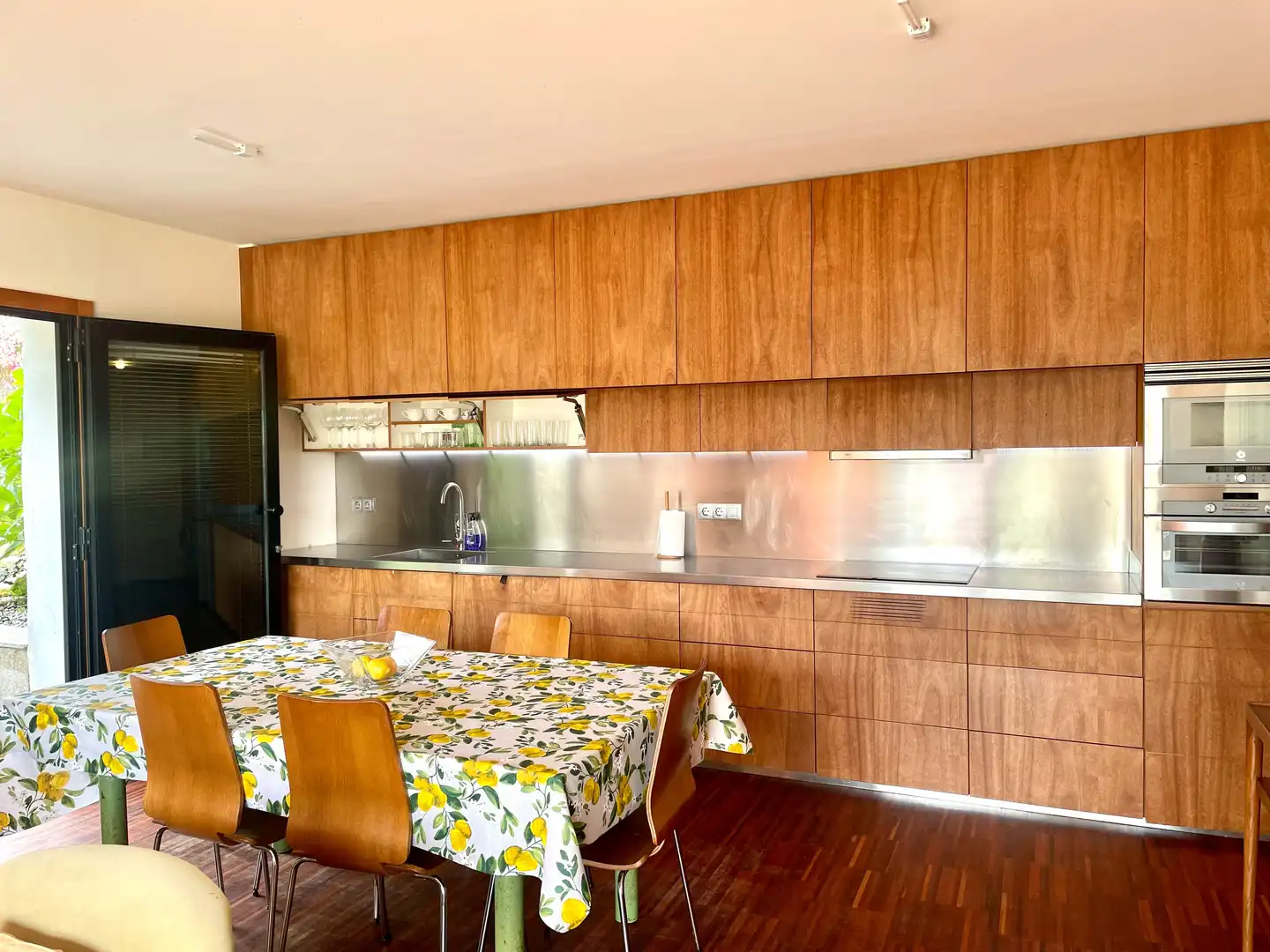 Cocina de Casa o chalet de alquiler en Cangas  con Jardín privado, Parquet y Terraza