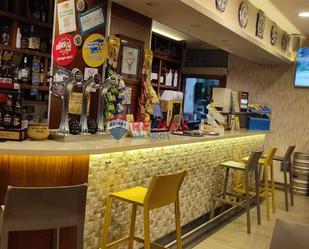 Local en venda en Pontevedra Capital  amb Calefacció, Terrassa i Moblat
