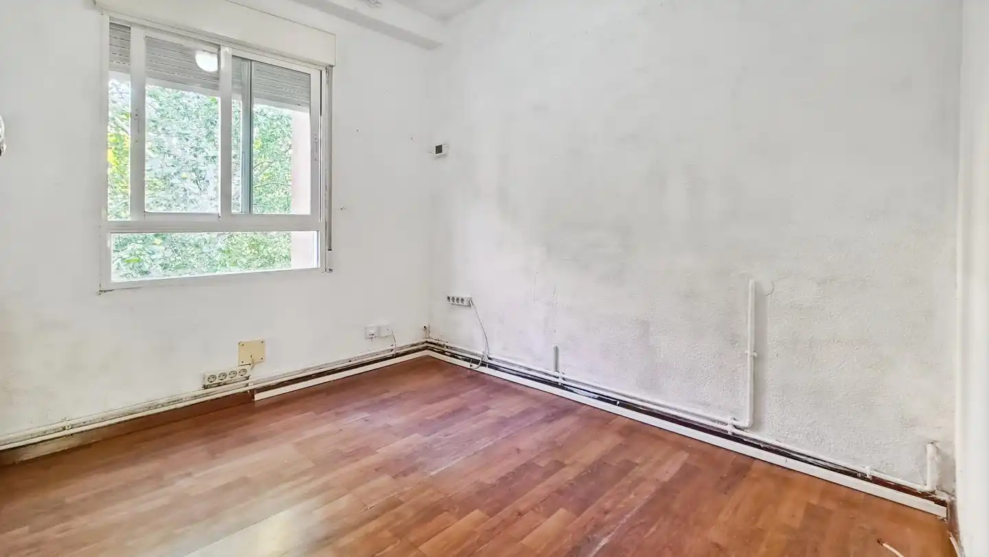 Piso en venta en Calle Aldeanueva de la Vera, Las Águilas