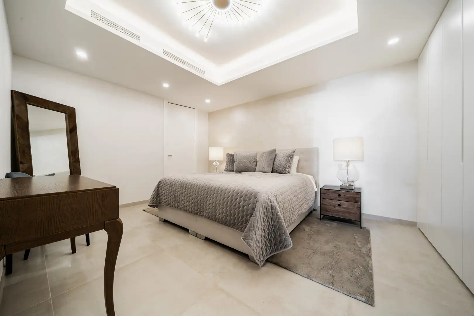 Apartament amb piscina en venda a Nueva Andalucía, imagen 8