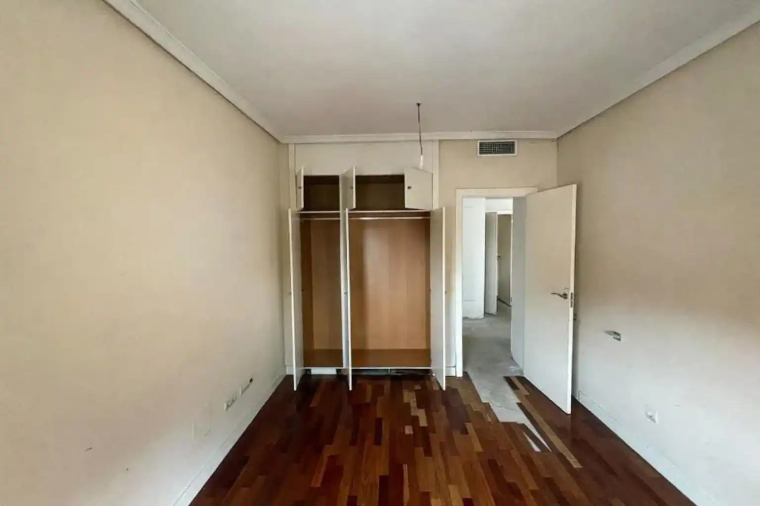 Habitación de Casa o chalet en venta en Madrid con Jardín privado, Terraza y Piscina