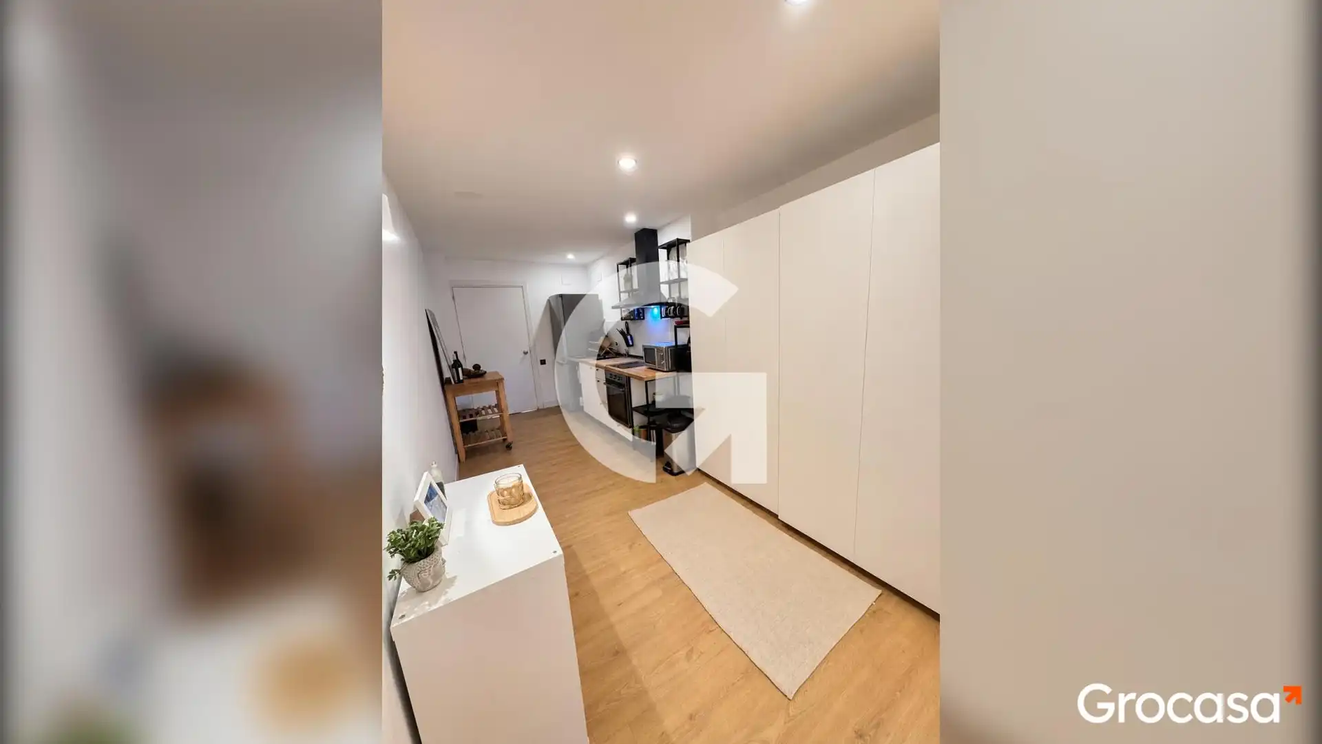 Loft zum Verkauf in Rubí mit Klimaanlage, Abstellraum und Ofen
