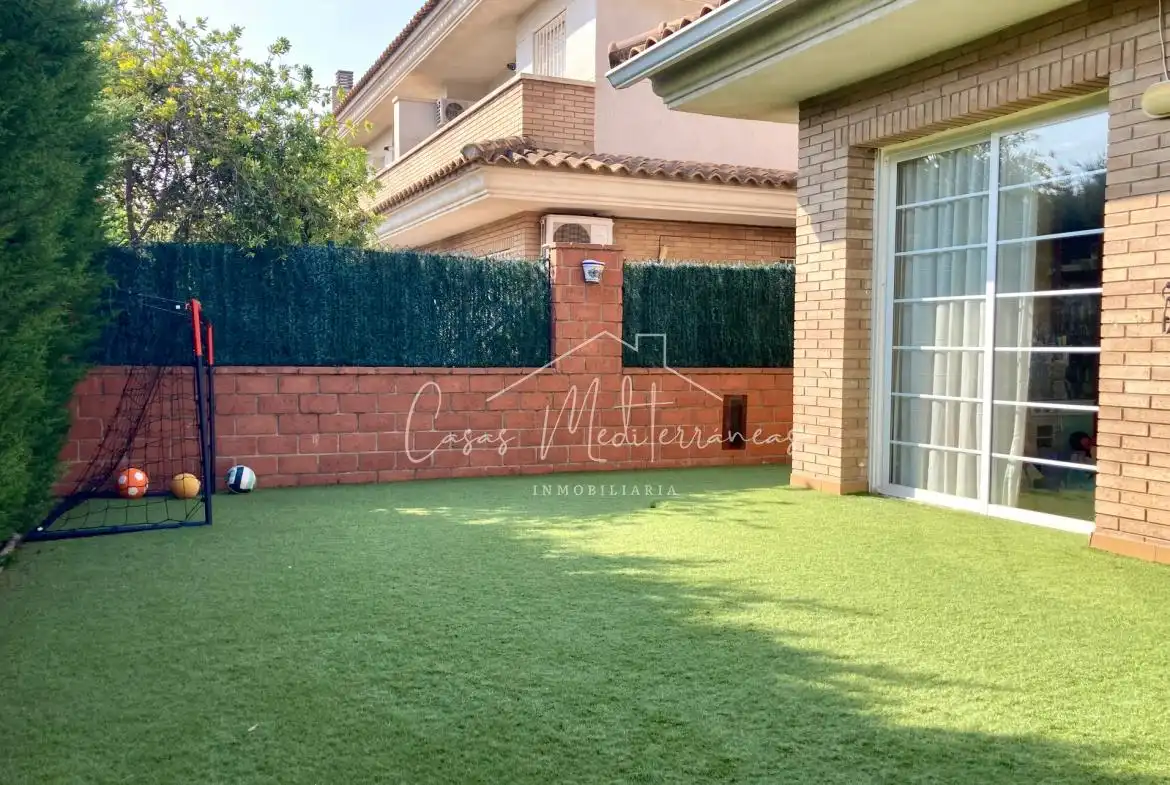 Casa pareada con jardín en venta en Regueral - Prat d'en Forés