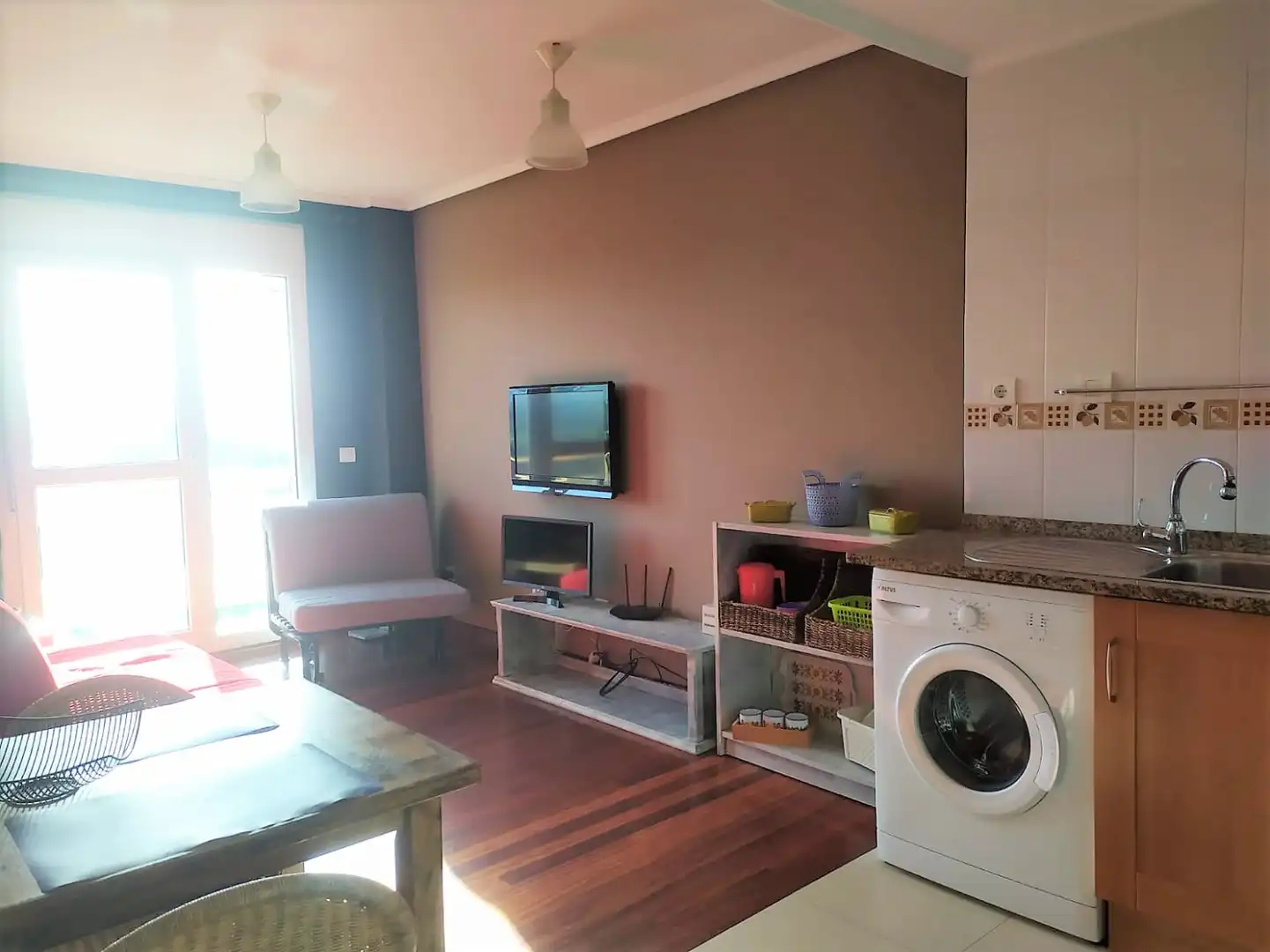 Sala d'estar de Pis en venda en Miengo amb Calefacció, Parquet i Terrassa
