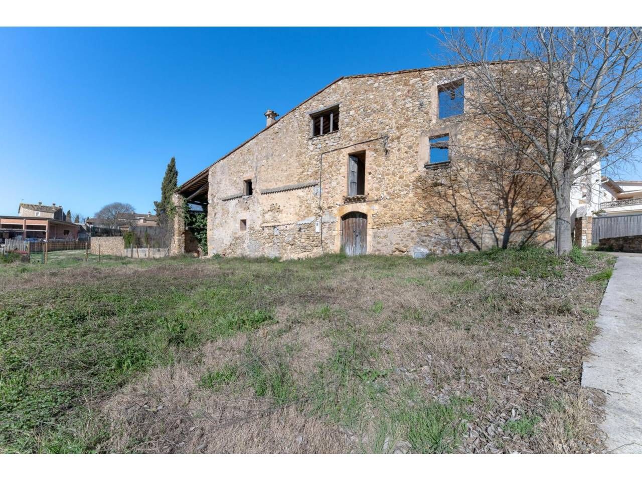 Außenansicht von Country house zum Verkauf in Crespià mit Terrasse