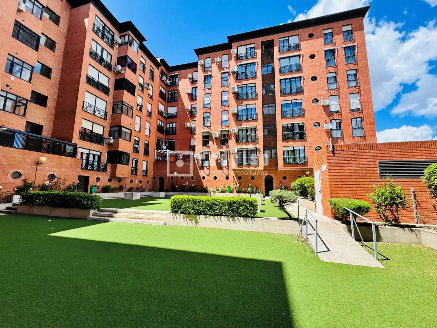 Vista exterior de Piso en venta en Fuenlabrada con Aire acondicionado, Calefacción y Parquet