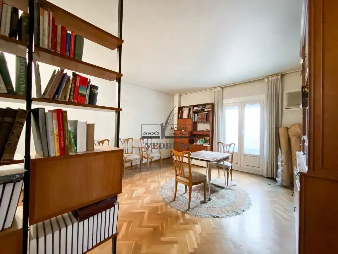 Living room of Flat for sale in Zaragoza  with Heating and Balcony