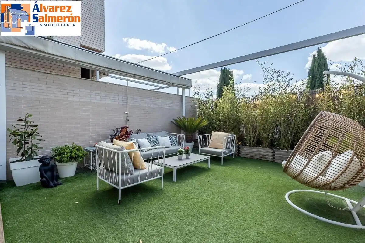 Terrace of Detached homes for sale in Granada