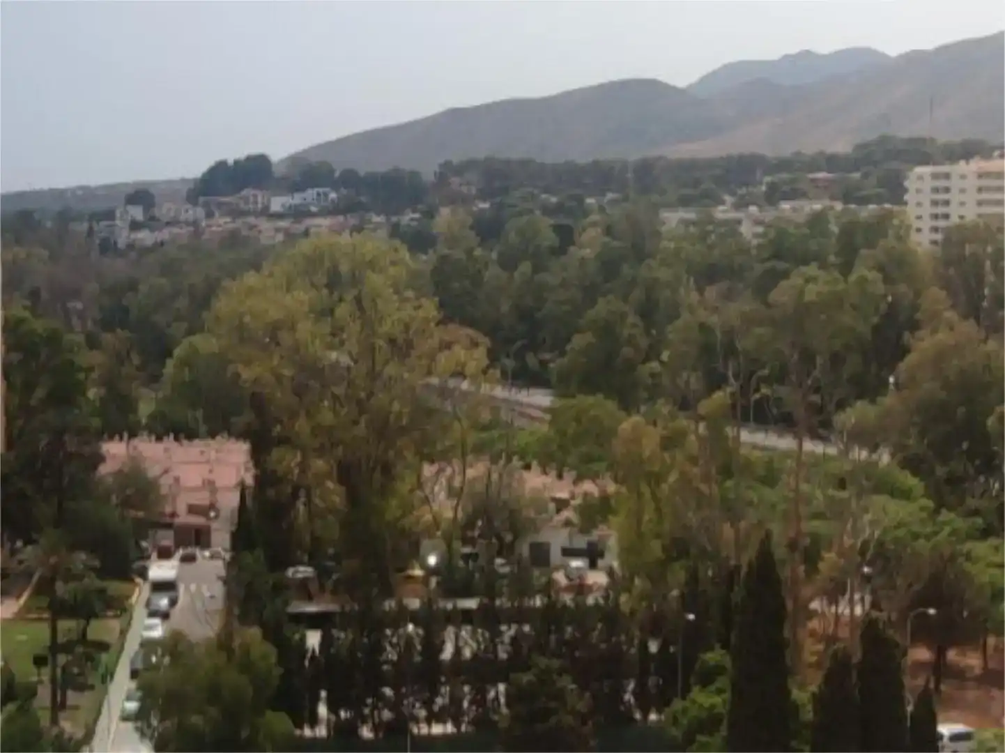Vista exterior de Estudi en venda en Torremolinos amb Aire condicionat, Parquet i Piscina