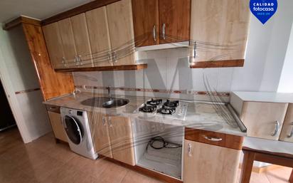Kitchen of Flat for sale in  Madrid Capital  with Air Conditioner, Heating and Parquet flooring