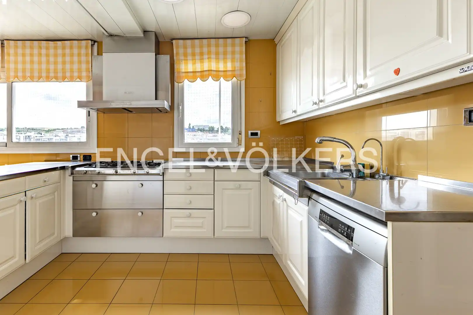 Cocina de Piso en venta en Granollers con Calefacción, Parquet y Terraza