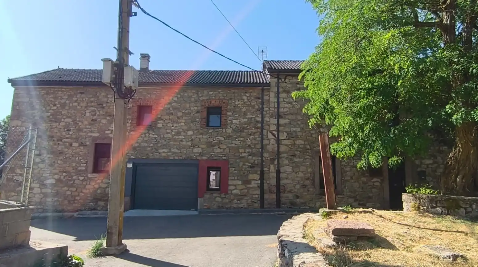 Vista exterior de Casa o chalet en venta en Villamanín con Aire acondicionado, Calefacción y Jardín privado