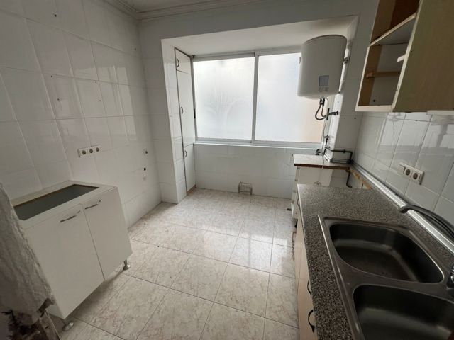 Kitchen of Flat for sale in Alicante / Alacant  with Terrace