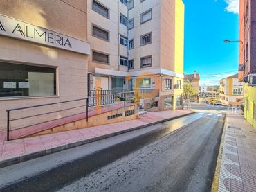 Business premises to rent in Huércal-Overa