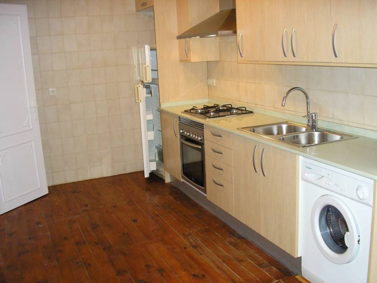 Kitchen of Single-family semi-detached for sale in Sitges  with Heating, Parquet flooring and Terrace