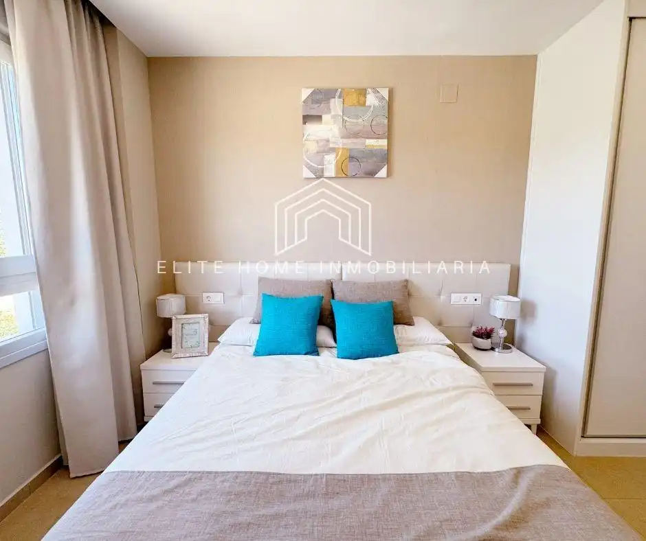 Habitación de Apartamento de alquiler en Cabanes con Aire acondicionado, Terraza y Piscina comunitaria