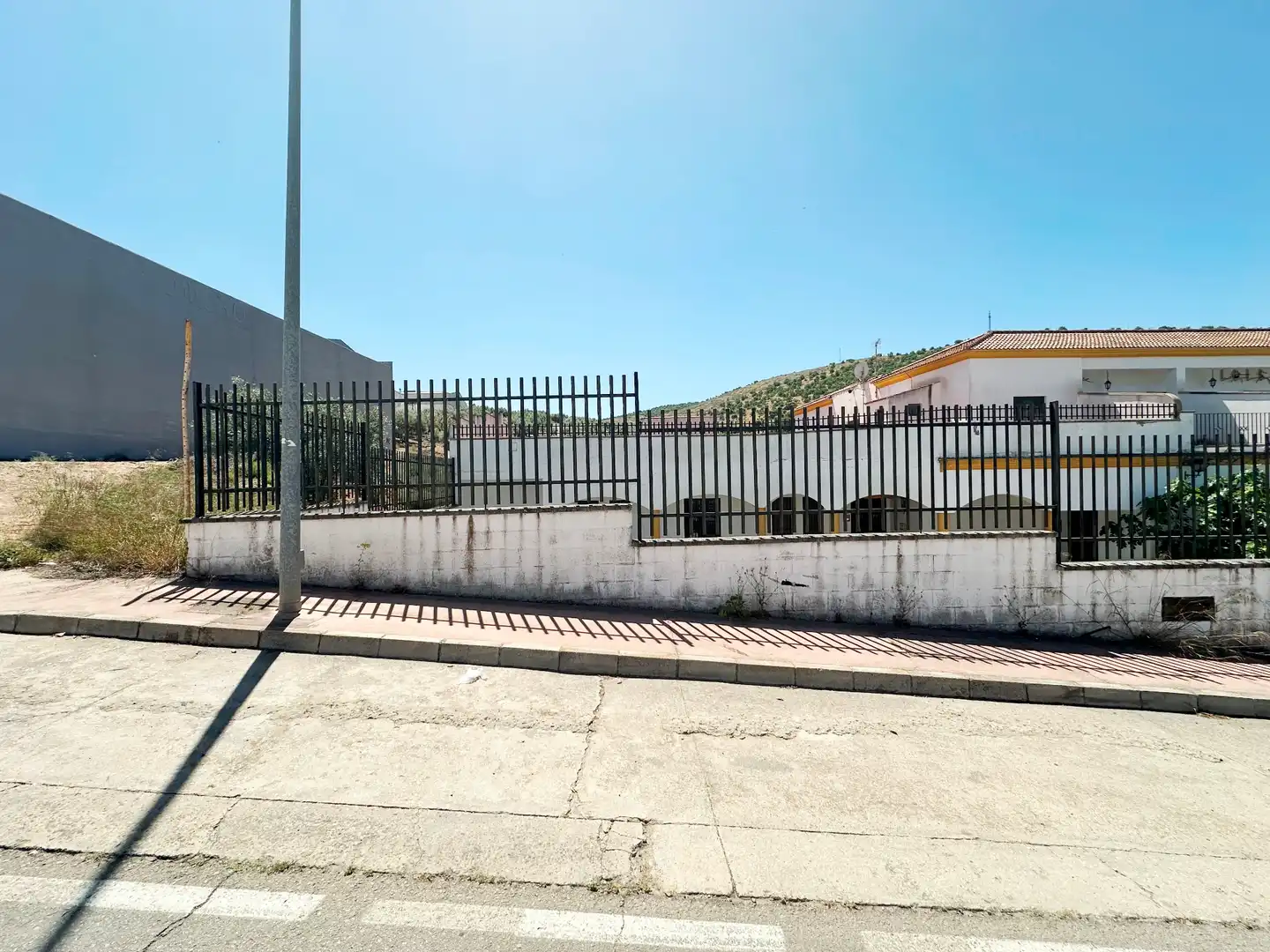 Vista exterior de Edificio en venta en Villanueva de Algaidas