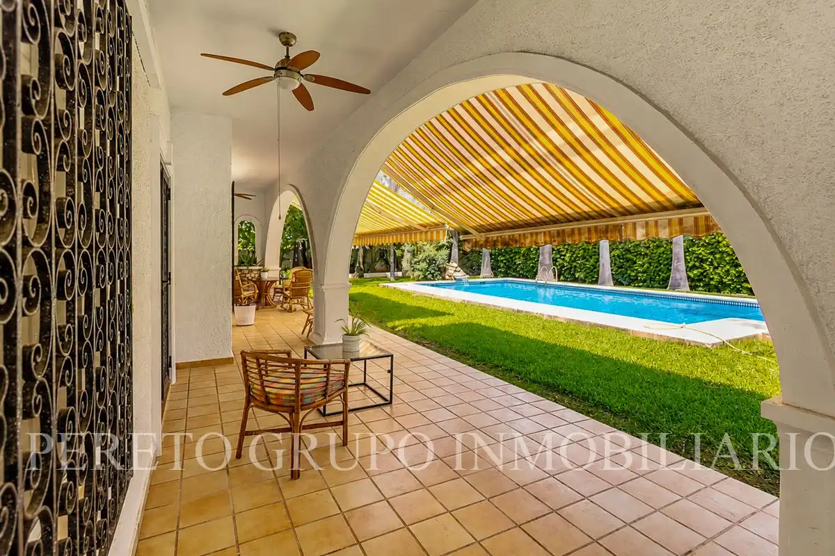 Detached house with pool for sale in Las Marinas / Les Marines, imagen 4