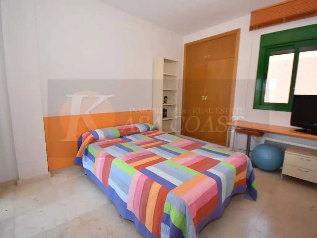 Habitación de Dúplex en venta en Fuengirola con Aire acondicionado, Jardín privado y Terraza