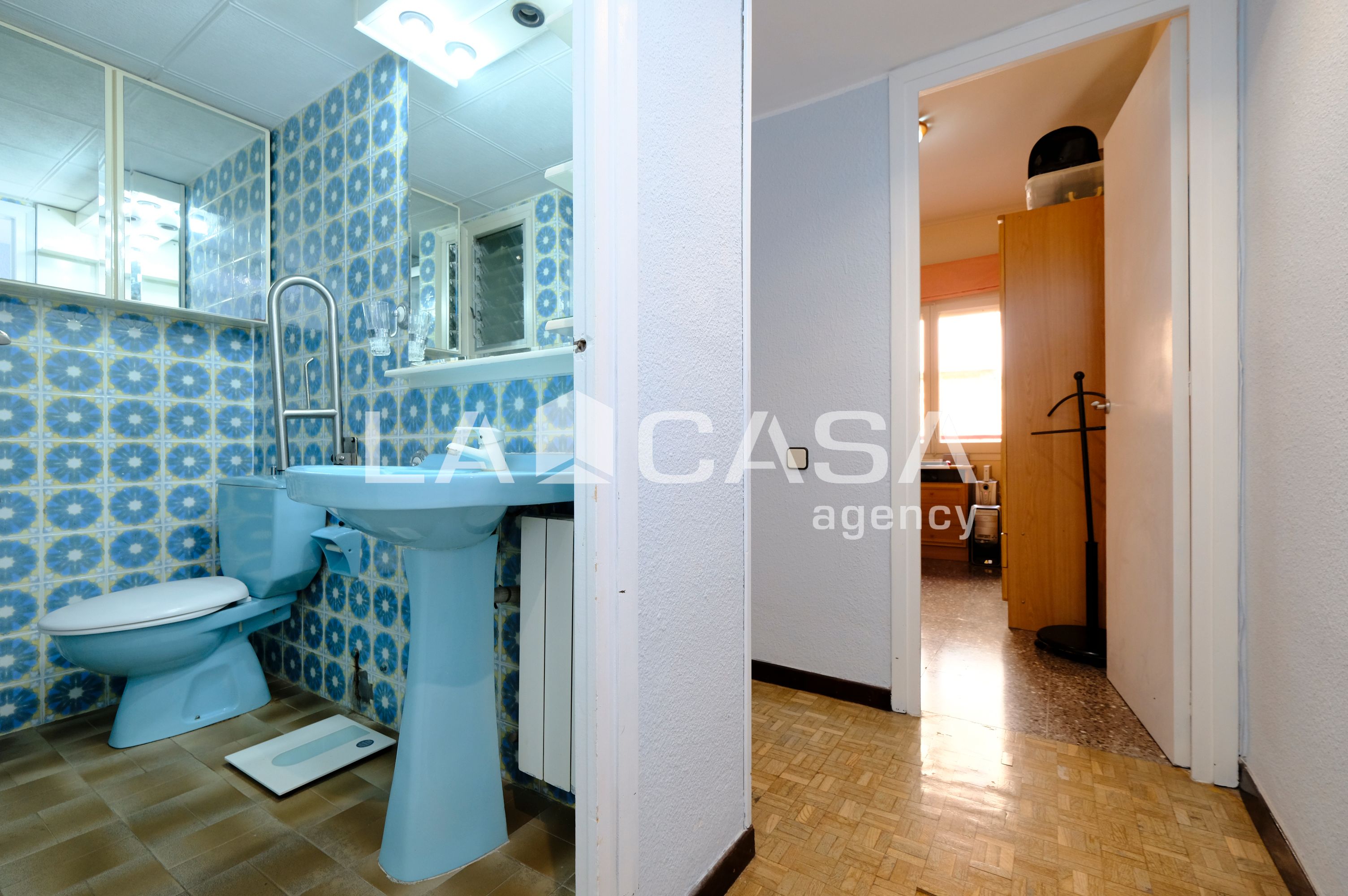 Flat for sale in  Barcelona Capital  with Terrace and Balcony