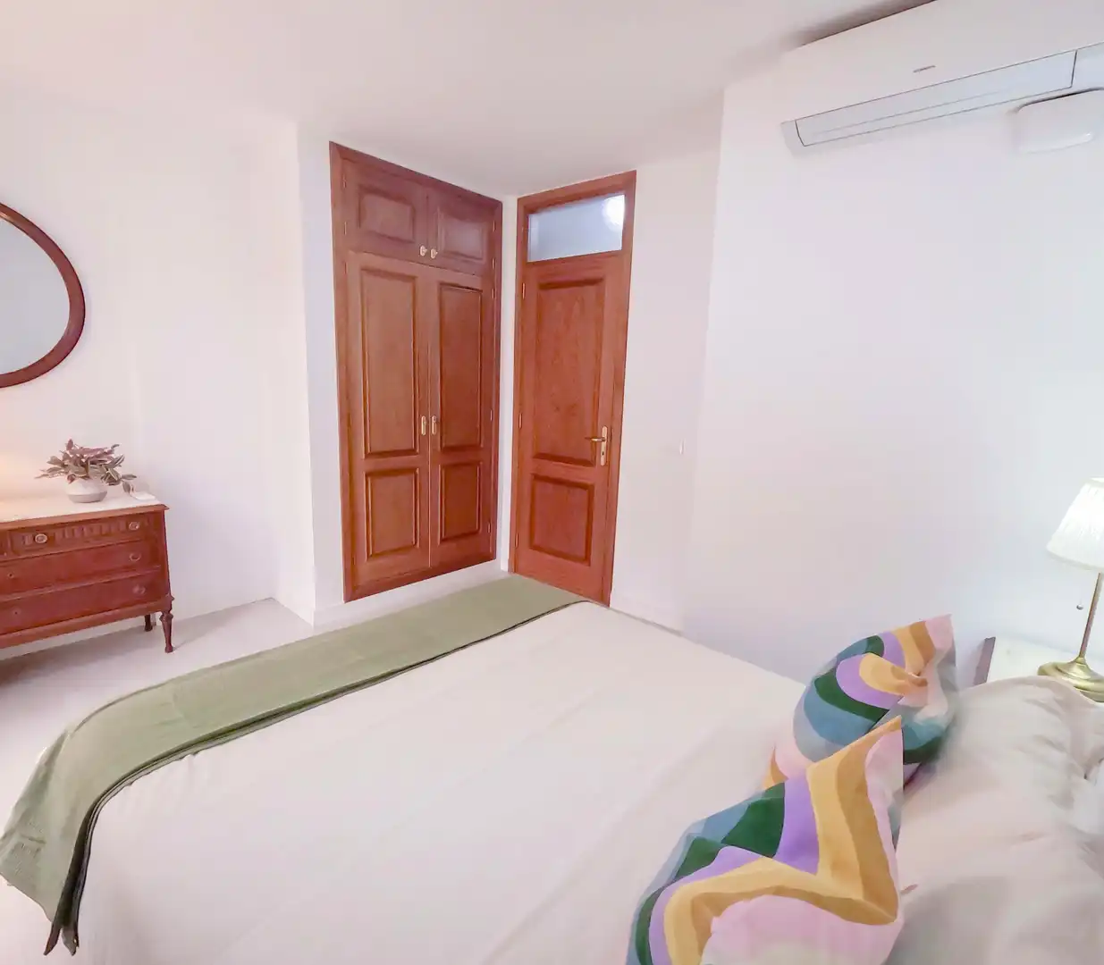 Bedroom of Flat for sale in Santa Cruz de Tenerife  with Air Conditioner, Parquet flooring and Storage room