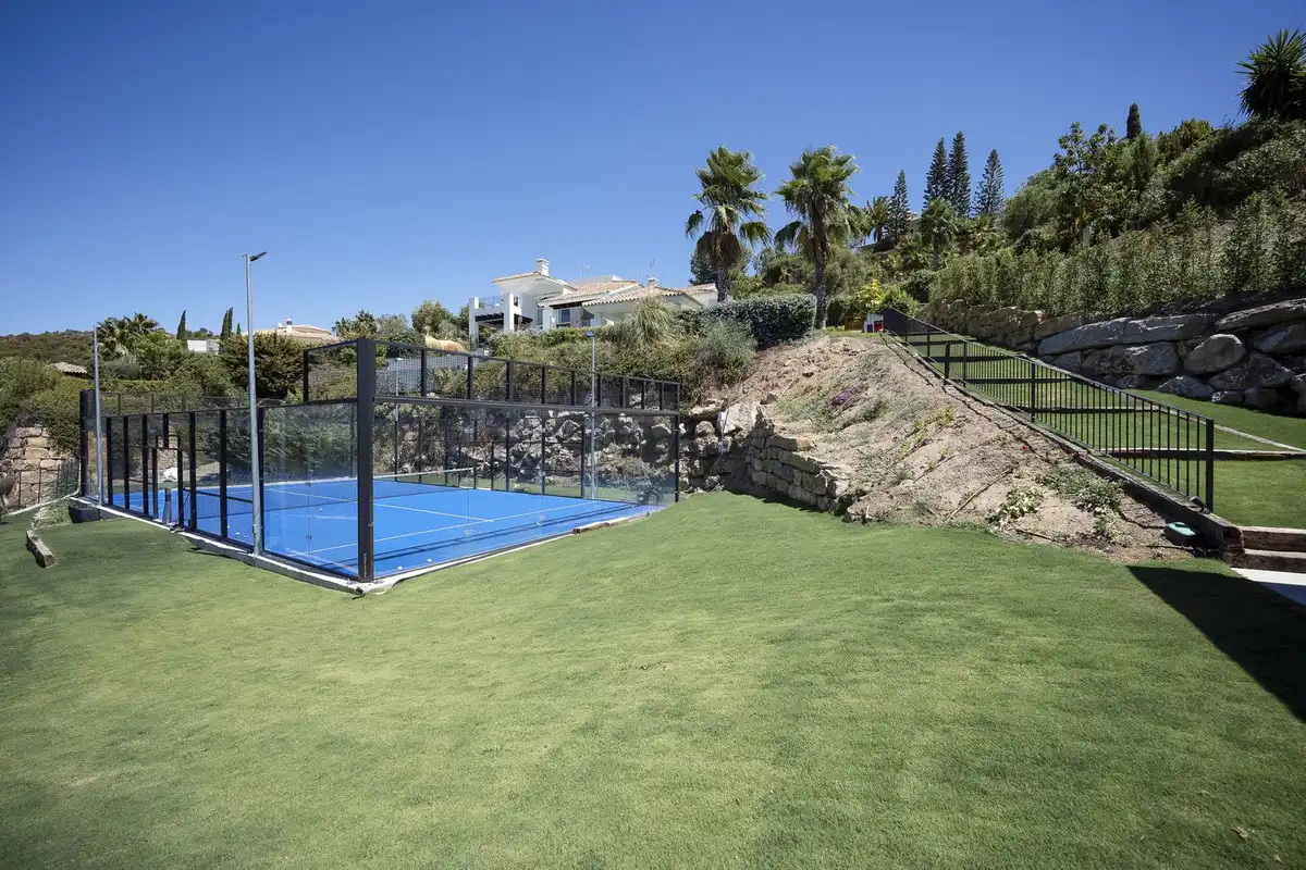 Chalet con piscina en venta en Benahavís pueblo, imagen 4