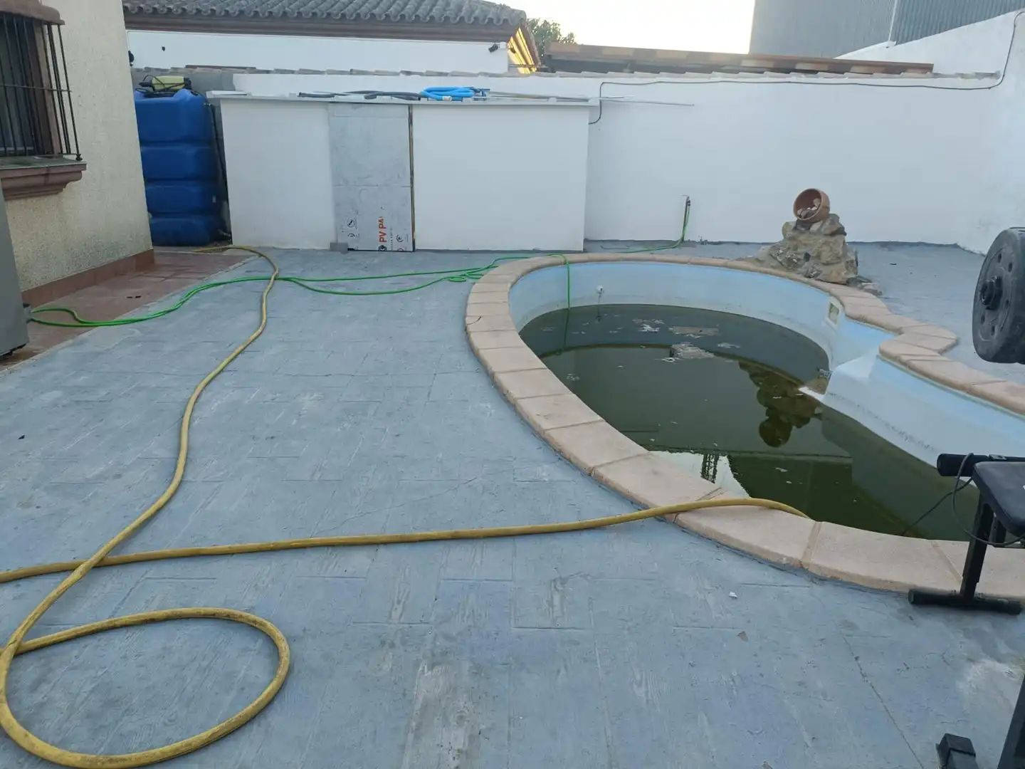 Piscina de Casa o xalet en venda en La Banda - Campo de Fútbol