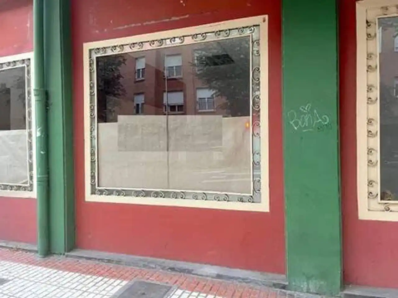 Local de alquiler en Calle Calle Gobelaurre No Number, Artatza - Pinueta - Pinosolo