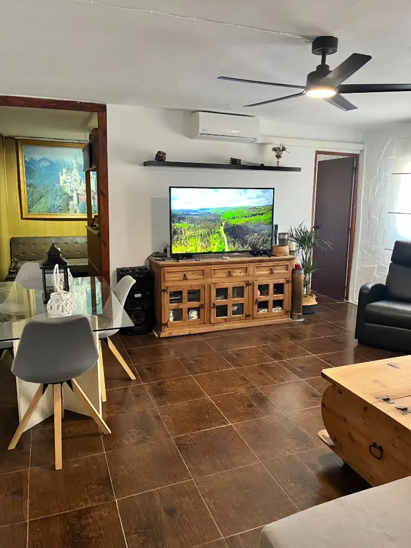 Sala de estar de Casa o chalet en venta en Pinseque con Calefacción, Jardín privado y Piscina