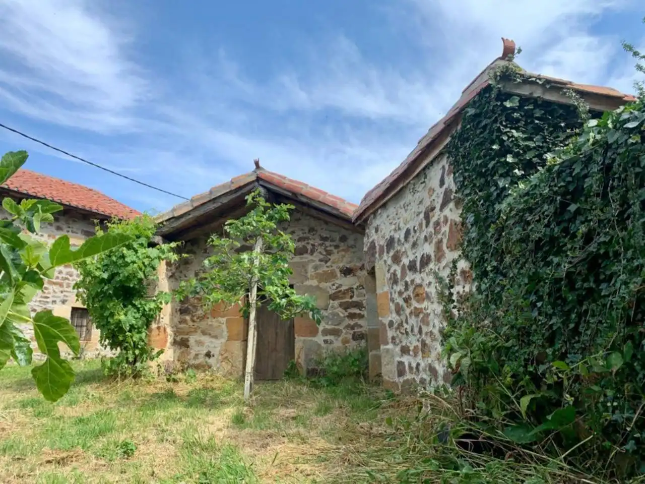Vista exterior de Casa o chalet en venta en Arija con Calefacción, Jardín privado y Terraza